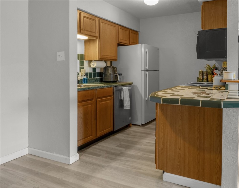 College Station, Texas 77840, United States, 2 Bedrooms Bedrooms, ,2 BathroomsBathrooms,Residential,Pending,45451