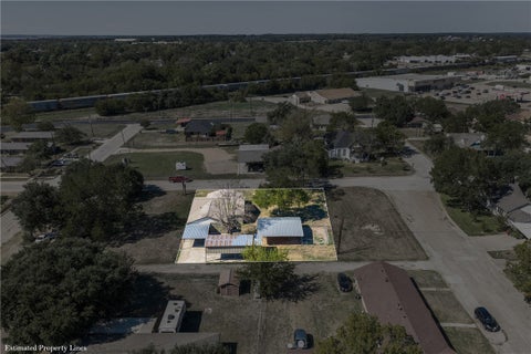 Tiny photo for 705 W Davis Street, Hearne, TX 77859 (MLS # 26012456)