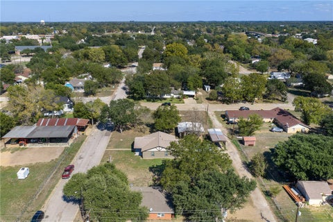 Tiny photo for 705 W Davis Street, Hearne, TX 77859 (MLS # 26012456)