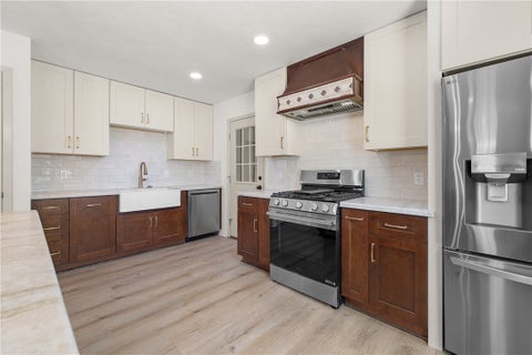 Tiny photo for 705 W Davis Street, Hearne, TX 77859 (MLS # 26012456)