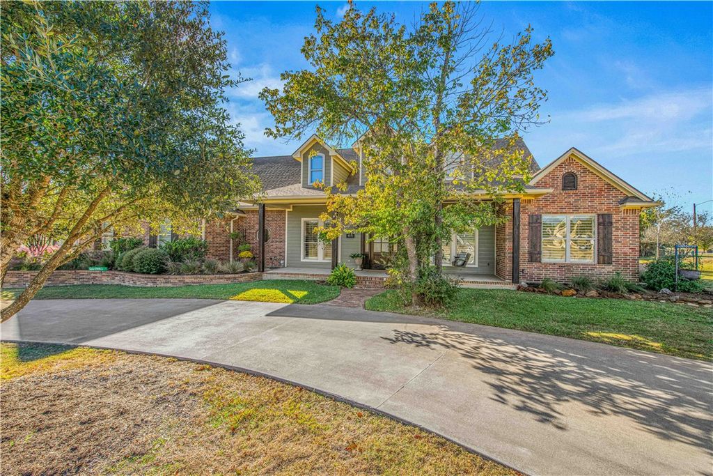 Photo of 4691 River Valley Drive, Bryan, TX 77808 (MLS # 25011762)