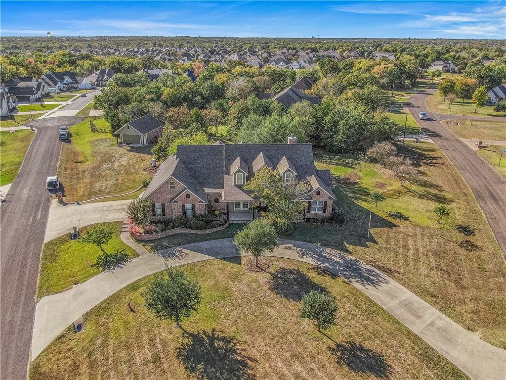 Photo of 4691 River Valley Drive, Bryan, TX 77808 (MLS # 25011762)