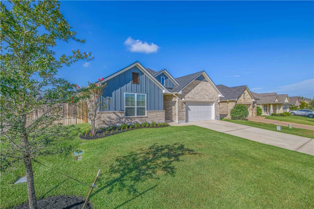 Photo of 3518 Falston Green Grn, Bryan, TX 77808 (MLS # 26011613)