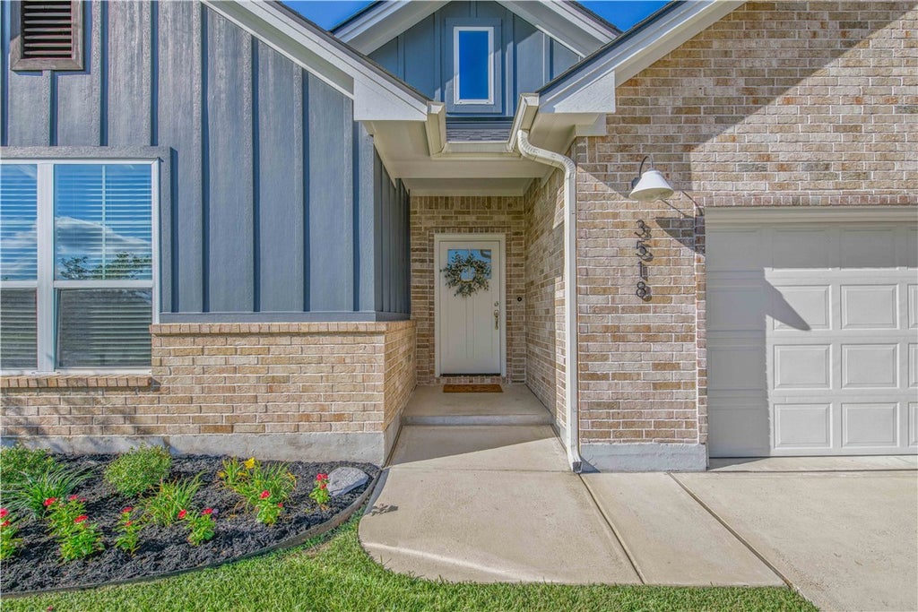 Photo of 3518 Falston Green Grn, Bryan, TX 77808 (MLS # 26011613)