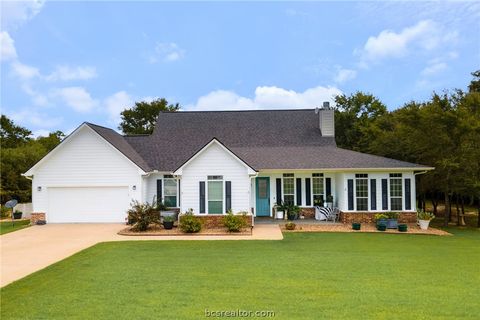 Photo of 8500 Green Branch Loop, Bryan, TX 77808 (MLS # 26006054)