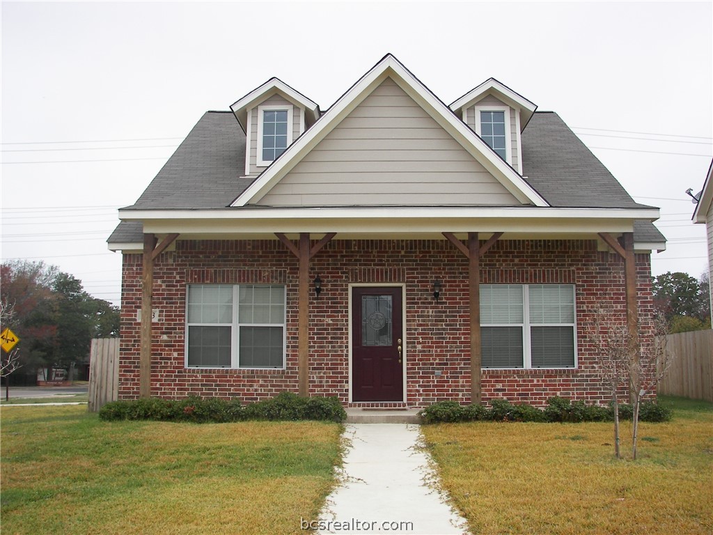 College Station, Texas 77845, United States, 4 Bedrooms Bedrooms, ,3 BathroomsBathrooms,Residential,Pending,55791