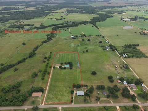 Tiny photo for 955 County Road 228, Cameron, TX 76520 (MLS # 26009232)