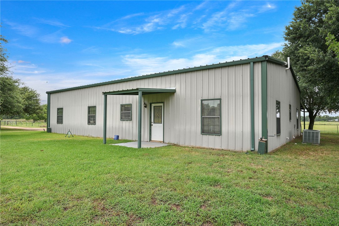 955 County Road 228