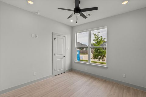 Tiny photo for 4016 Etonbury Avenue, College Station, TX 77845 (MLS # 25011045)