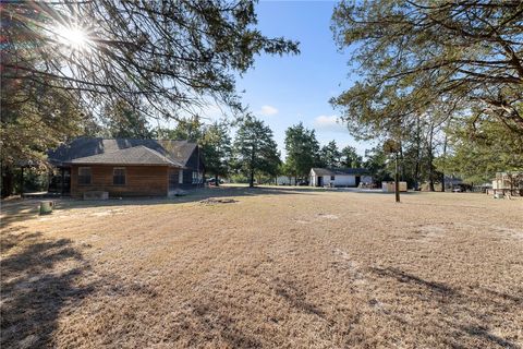 Tiny photo for 116 Lost Lane, Bellville, TX 77418 (MLS # 25010179)