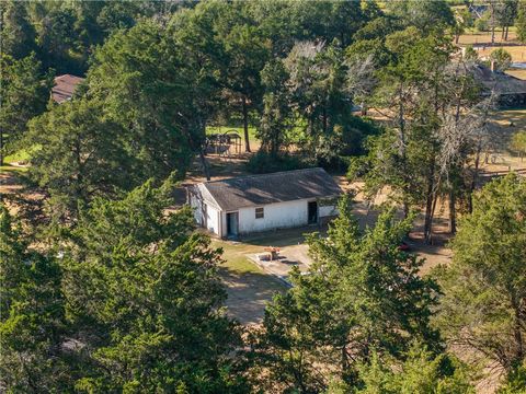 Tiny photo for 116 Lost Lane, Bellville, TX 77418 (MLS # 25010179)