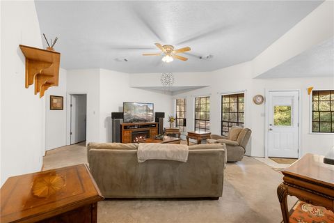Tiny photo for 116 Lost Lane, Bellville, TX 77418 (MLS # 25010179)