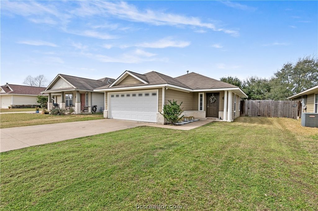 Photo of 920 Crested Point Drive, College Station, TX 77845 (MLS # 26001735)