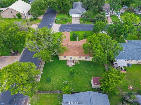 Tiny photo for 110 N Gordon Street, Bryan, TX 77802 (MLS # 26006703)