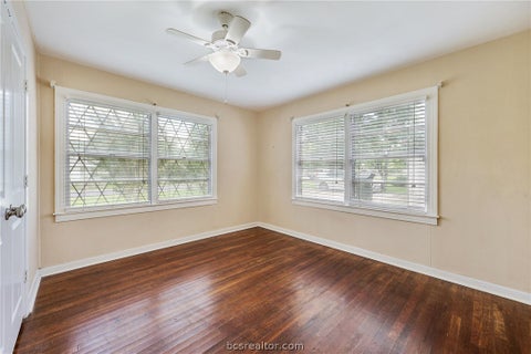 Tiny photo for 110 N Gordon Street, Bryan, TX 77802 (MLS # 26006703)