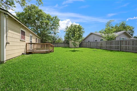 Tiny photo for 110 N Gordon Street, Bryan, TX 77802 (MLS # 26006703)