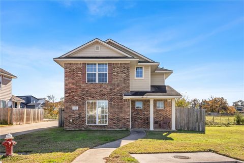 Photo of 4122 McFarland Drive, College Station, TX 77845 (MLS # 25013081)