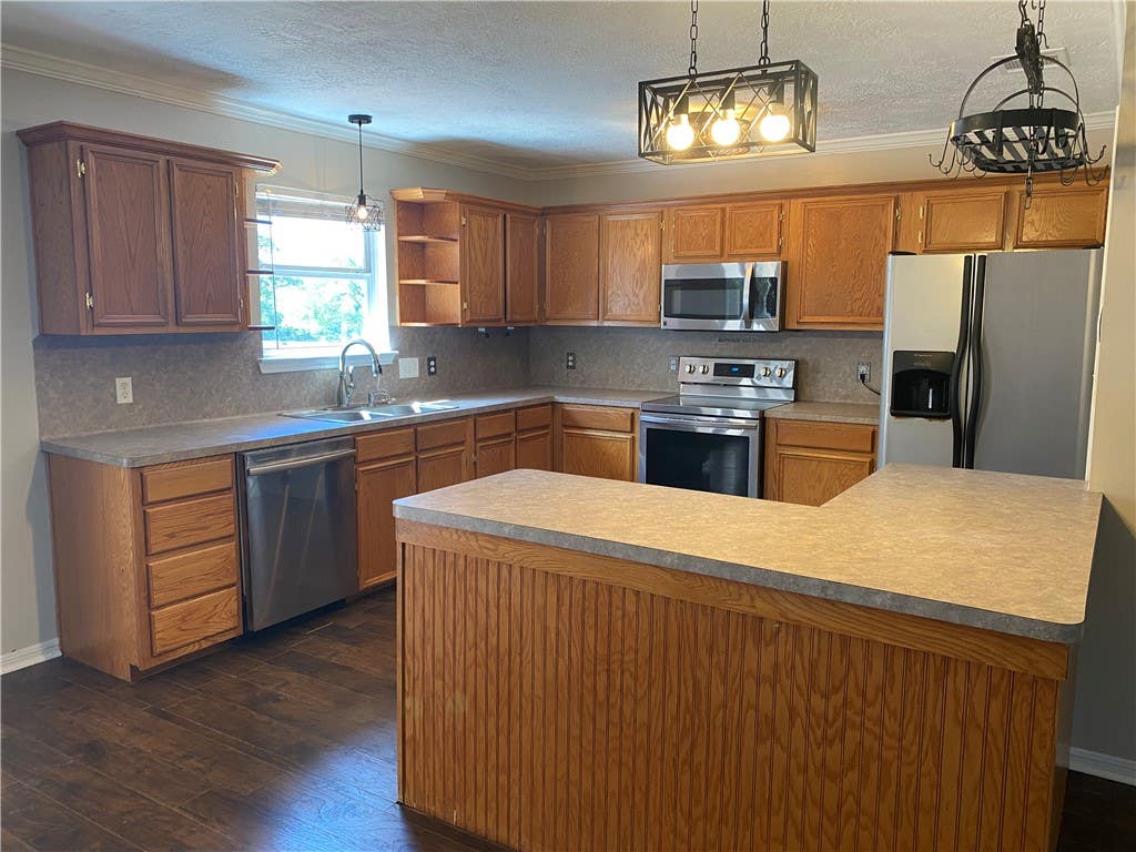 Photo of 10675 Whiterock Road Rd, Bremond, TX 76629 (MLS # 26009379)