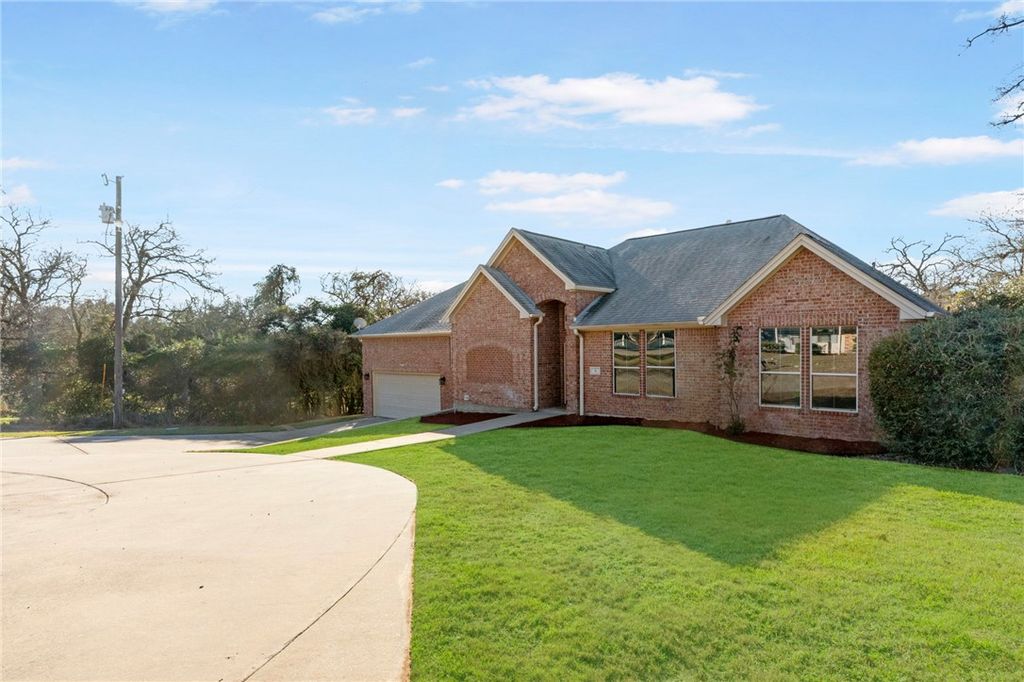 Photo of 11 Arnold Palmer, Hilltop Lakes, TX 77871 (MLS # 26000723)