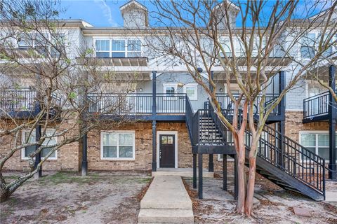 Photo of 1725 Harvey Mitchell Pkwy S #627, College Station, TX 77840 (MLS # 26000248)