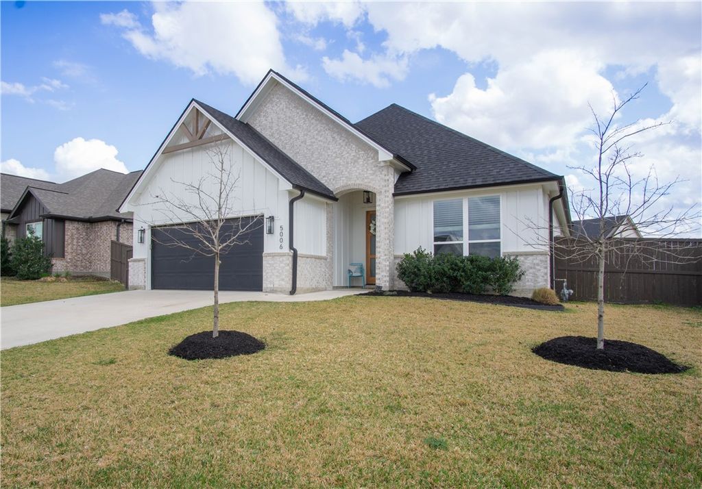 Photo of 5006 Greyrock Drive, Bryan, TX 77802 (MLS # 26002926)