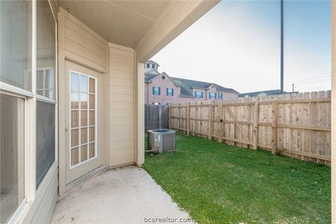 Tiny photo for 1425 W Villa Maria Road #903, Bryan, TX 77801 (MLS # 26009244)
