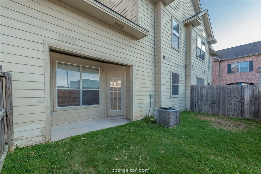 Photo of 1425 W Villa Maria Road #903, Bryan, TX 77801 (MLS # 26009244)