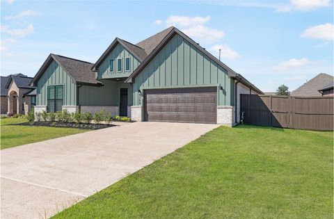 Tiny photo for 4388 Iron Mountain Dr Dr, Bryan, TX 77802 (MLS # 25012059)