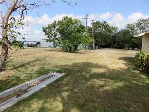 Tiny photo for 1413 Sandy Point Road, Bryan, TX 77803 (MLS # 26002812)