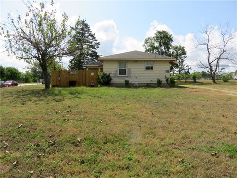 Tiny photo for 1413 Sandy Point Road, Bryan, TX 77803 (MLS # 26002812)