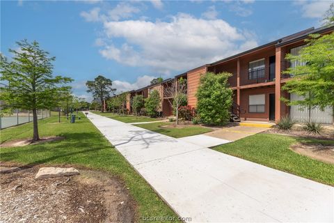 Tiny photo for 904 University Oaks Boulevard #95, College Station, TX 77840 (MLS # 26004788)