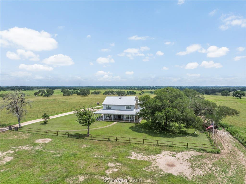 Photo of 1347 County Road 426, Dime Box, TX 77853 (MLS # 26006548)