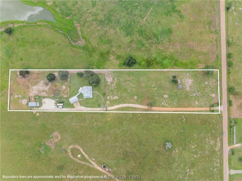 Tiny photo for 1347 County Road 426, Dime Box, TX 77853 (MLS # 26006548)