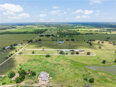 Tiny photo for 1347 County Road 426, Dime Box, TX 77853 (MLS # 26006548)