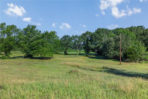 Tiny photo for 871 Cazey Loop, Franklin, TX 77856 (MLS # 26005650)