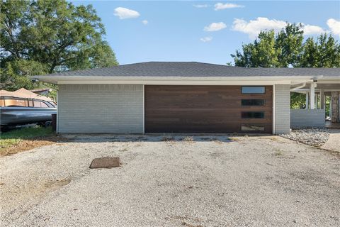 Tiny photo for 871 Cazey Loop, Franklin, TX 77856 (MLS # 26005650)