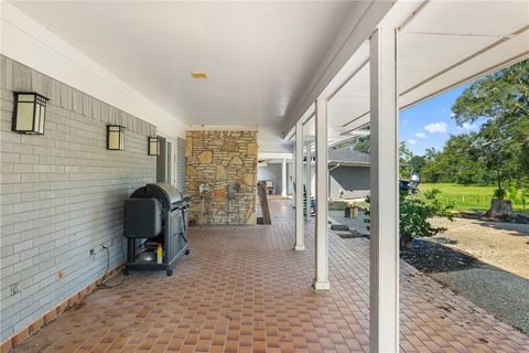 Tiny photo for 871 Cazey Loop, Franklin, TX 77856 (MLS # 26005650)
