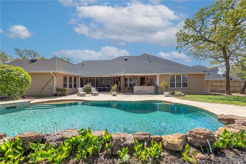 Tiny photo for 907 Plainfield Court, College Station, TX 77845 (MLS # 26003304)