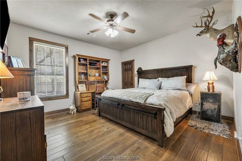 Tiny photo for 907 Plainfield Court, College Station, TX 77845 (MLS # 26003304)