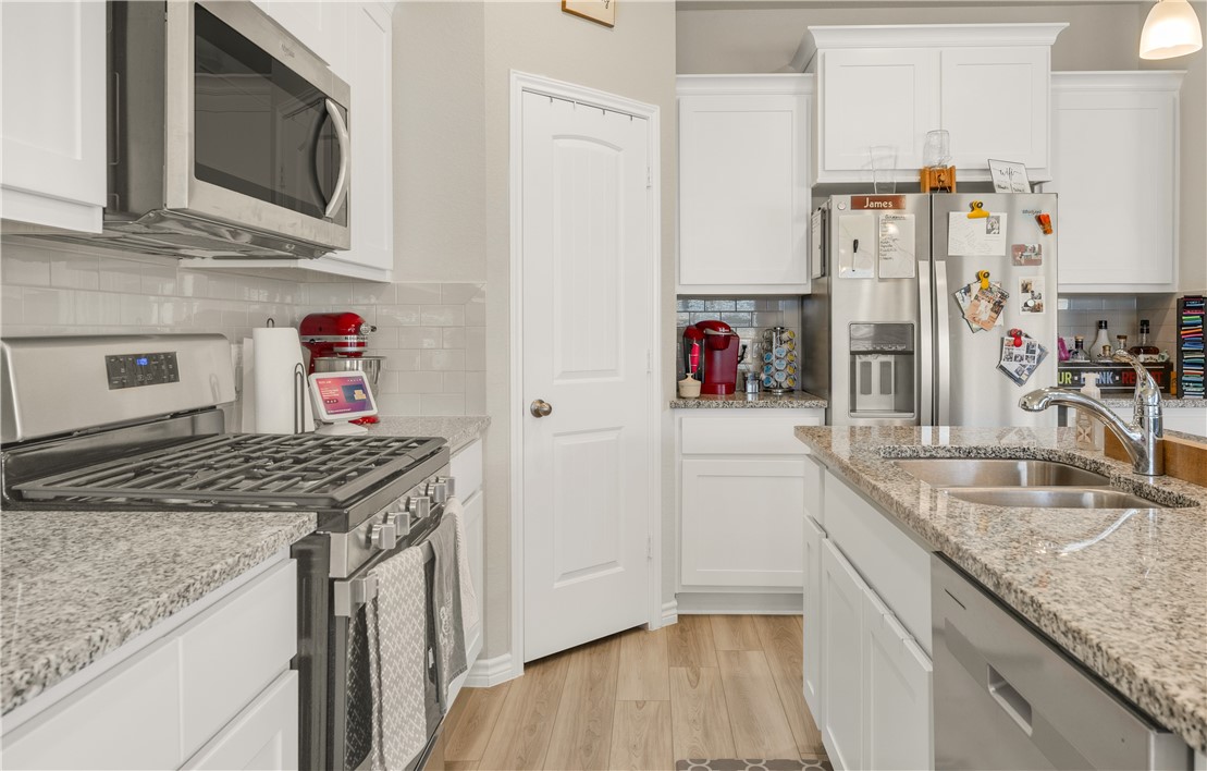 College Station, Texas 77845, United States, 3 Bedrooms Bedrooms, ,2 BathroomsBathrooms,Residential,Pending,45225