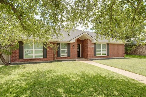 Tiny photo for 4700 Kensington Road, Bryan, TX 77802 (MLS # 26006701)