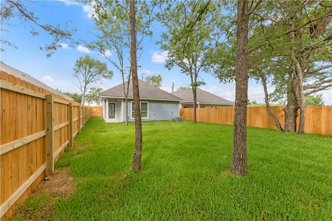 Bryan, Texas 77801, United States, 4 Bedrooms Bedrooms, ,3 BathroomsBathrooms,Residential,Active,174132
