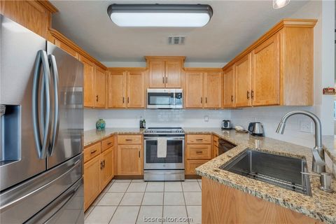 Tiny photo for 501 Riggs Street, Brenham, TX 77833 (MLS # 26008856)