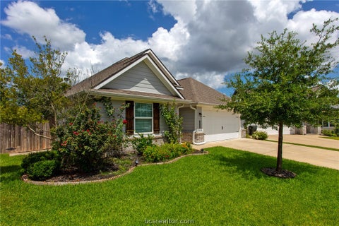 Tiny photo for 3404 Alsace Court, Bryan, TX 77808 (MLS # 26007081)
