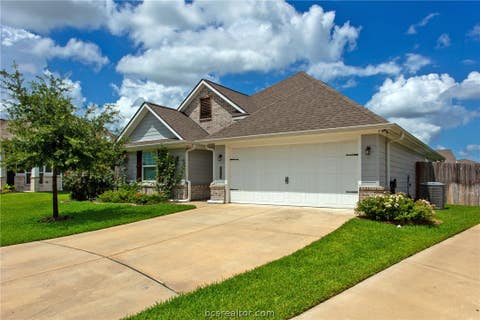 Photo of 3404 Alsace Court, Bryan, TX 77808 (MLS # 26007081)