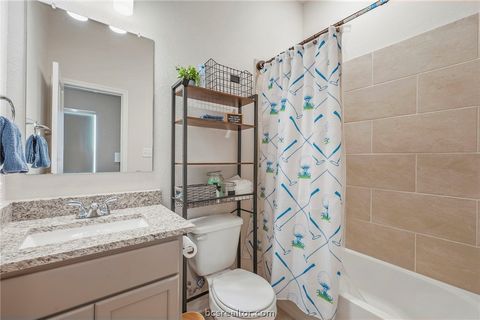 Tiny photo for 2038 Viva Road, Bryan, TX 77807 (MLS # 26004482)