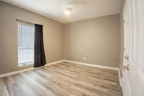 Tiny photo for 1001 Krenek Tap Road #2502, College Station, TX 77840 (MLS # 26002915)
