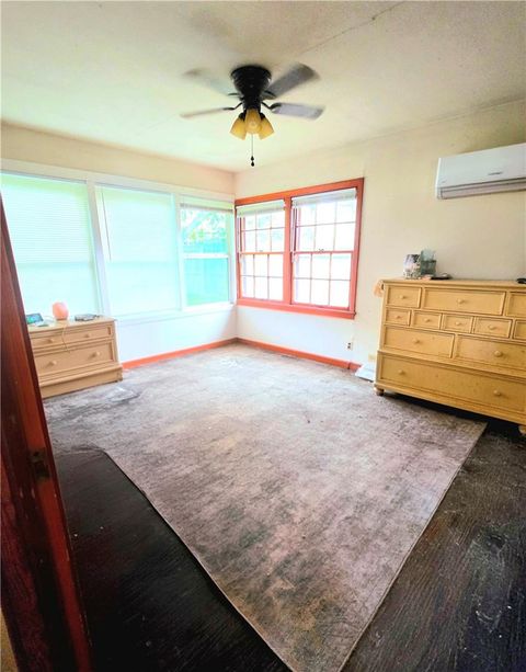 Tiny photo for 1102 Post Oak Street, Hearne, TX 77859 (MLS # 26006321)