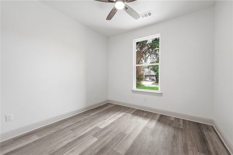 Tiny photo for 505 Legion Court, Bryan, TX 77803 (MLS # 26006195)