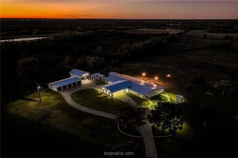 2945 B FM 3090 TX Fm 3090 Road Navasota TX 77868